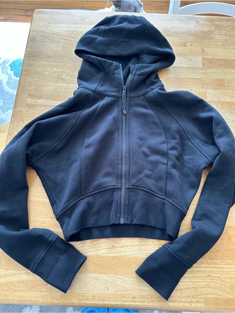 Lululemon full-zip cropped scuba hoodie size 6